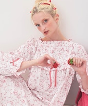 40/ダブルガーゼプティフレーズドレス ネグリジェ ワンピース ルームウェア 部屋着 綿100％ お肌に優しい やわらか 着心地がいい いちご 上品 大人可愛い かわいい おしゃれ