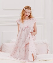 コットンダブルガーゼプティチェリーギャザーワンピース ナイトドレス ネグリジェ ルームウェア 部屋着 パフスリーブ さくらんぼ リボン 大人かわいい おしゃれ 上品 綿100% お肌に優しい 着心地がいい