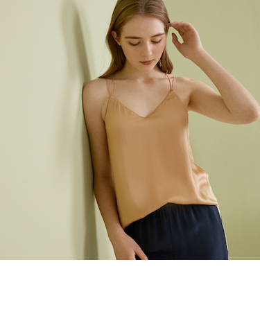カップ付きシルクキャミソール
