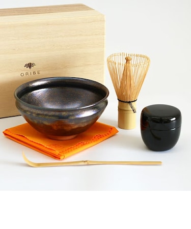 お抹茶セット 虹彩黒碗