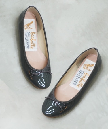 【 farfalle ファルファーレ 】ラウンドトゥパンプス