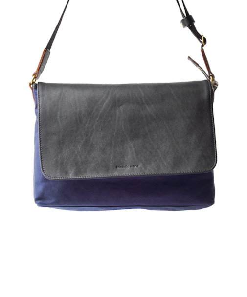 アコースティックワールド（acoustic　world）　フランクシリーズ　横型ショルダーバッグ　aw00203　ブラック