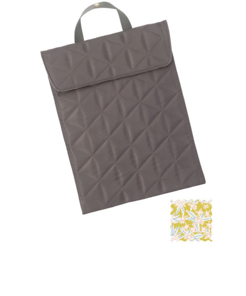 ノフェス（nofes）　モバイルクローゼット　プリズムスリーブケース　L　チャコールブラウン