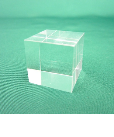 アクリルブロック　10×10×10mm　3コ入　クリア