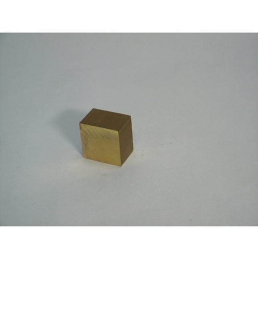 真中角柱　30角×20mm厚