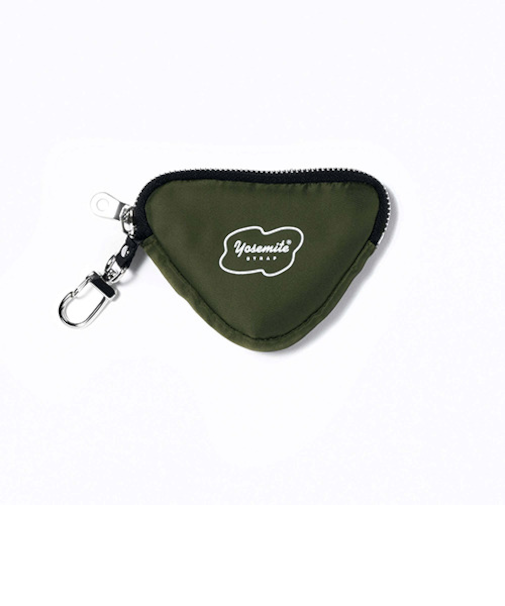 ヨセミテ（Yosemite）　トライアングルコインケース　カーキ