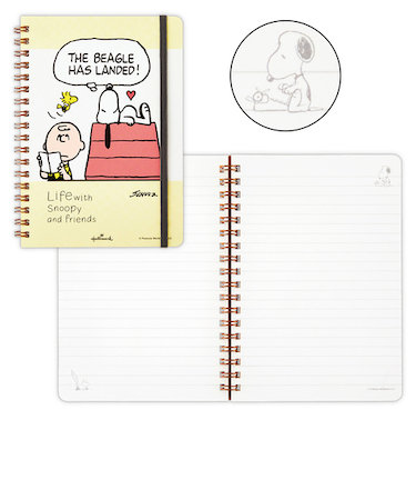 ホールマーク（Hallmark）スヌーピー　Life　with　Snoopy　and　Friends　ゴムバンド付きノート　イエロー