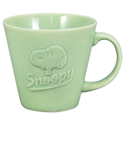 スヌーピー（SNOOPY）　レリーフマグ　SN902－11　青磁