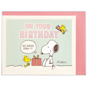 ホールマーク（Hallmark）　ミニカード　誕生お祝い　立体　スヌーピー　812706　バースデー文字