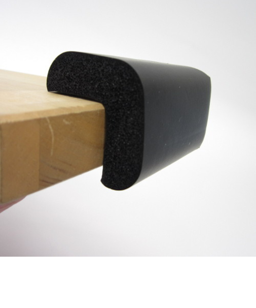 安心クッション　コーナー用　大　ブラック