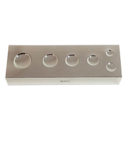 メタルプレート