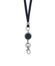 エイワイジュディ（A.Y.Judie）　ネックストラップ　リール付　グリッターサテン　S2‐023‐75　ネイビー