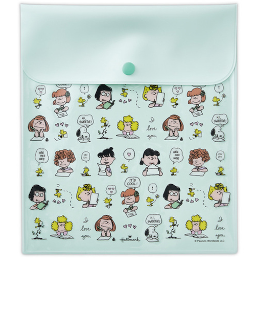 ホールマーク（Hallmark）　フラットポーチ　Life　with　Snoopy　and　Friends　スヌーピー　831134　グリーン　スヌーピーとガー