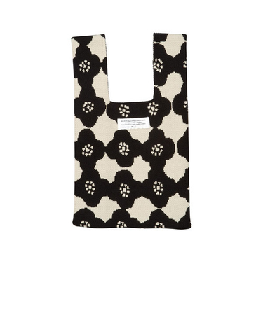 ダブリュピーシー（Wpc.）　ニットトートバッグ　カメリアベージュ