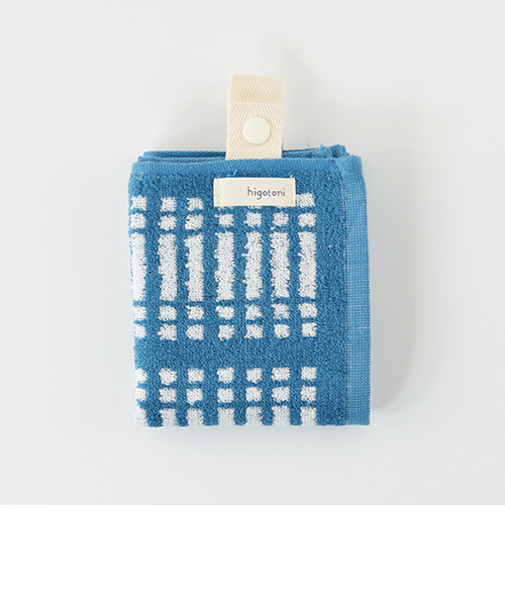 ミッケタ（Mikketa）　身に着けるタオル　ライン／ブルー