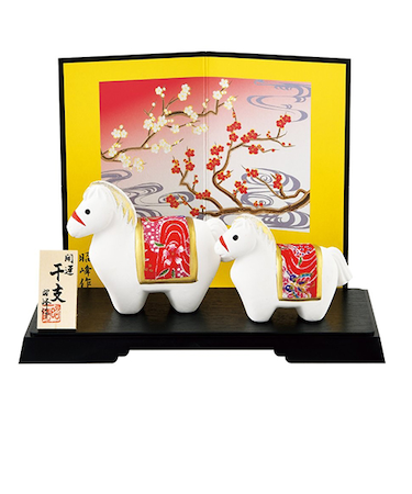 【正月用品】　昭峰　開運金彩ちりめん福午親子　113