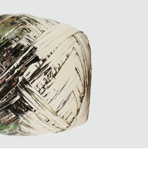 メルヘンアート（MARCHENART）　フラッシュヤーン　692　ゴールド