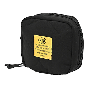 キウ（KiU）　パデッドスクエアポーチ　K480　ブラック
