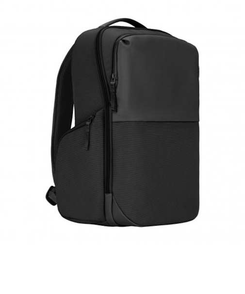 インケース（Incase）　A.R.C.　デイパック　137213053005