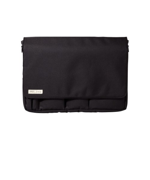 リヒト　キヤリングポーチ　A4　A－7577－24　ブラック