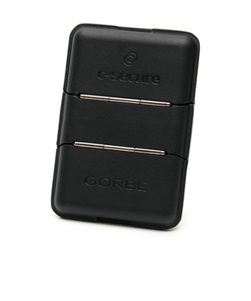 ゴルベ（GORBE）　c-secure　MagSafeウォレット　ブラック