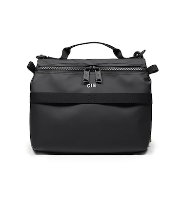 シー（CIE）　GRID3　BUTTERFLY　SACOCHE-M　032077　ブラック