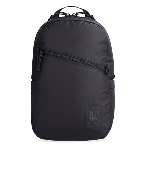 トポデザイン（TOPO　DESIGNS）　ライトパック　15L　Black/Black