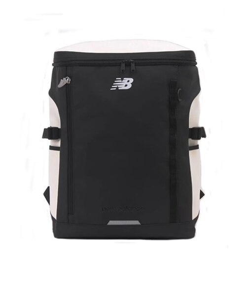 【お買い得】　NewBalance（ニューバランス）　ボックスリュック　30L　LAB45692　クロシロ