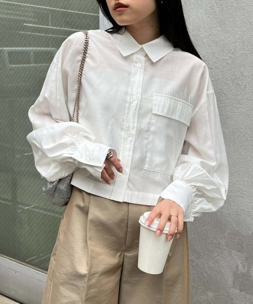 willow】ボリュームスリーブクロップド丈シャツ｜チャオパニック