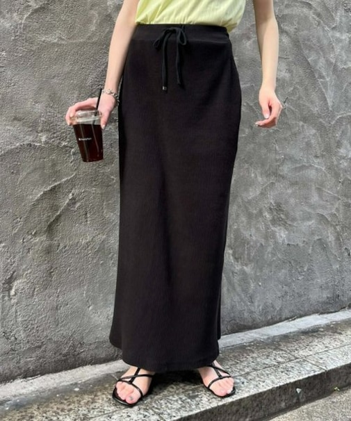 【マイナス3キロ見え】すっきりシルエットリブスカート