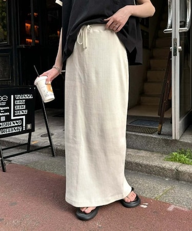 【マイナス3キロ見え】すっきりシルエットリブスカート