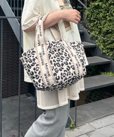 新色登場！！【MumME】ジャガードテープキルティングスクエアトートBAG