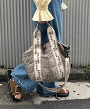新色登場！！【MumME】ジャガードテープキルティングスクエアトートBAG