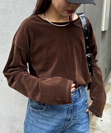 サイドスリットシアーフロッキーベロア見えトップス