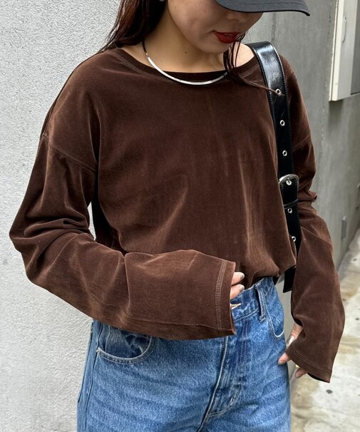 サイドスリットシアーフロッキーベロア見えトップス
