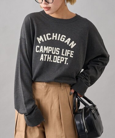 ビックシルエットカレッジロゴプリントニット