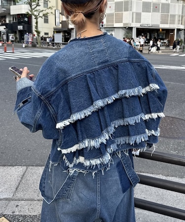 【etsinta】バックフリルデニムジャケット