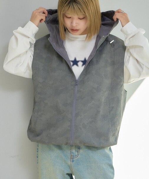 【UNISEX】総柄フードベスト
