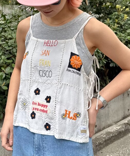 【HELLO.SANFRANCISCO】indiaオリジナル刺繍サテンキャミ