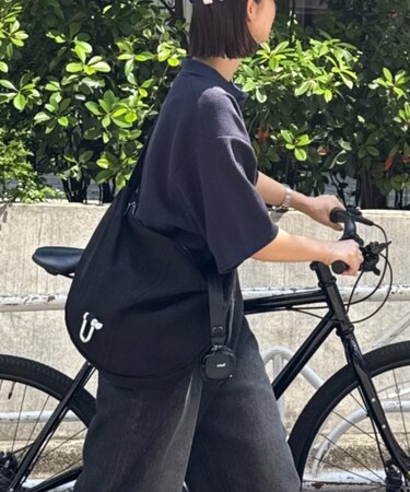 【ユニセックス】メタルリングヘビーキャンバスショルダーバッグ