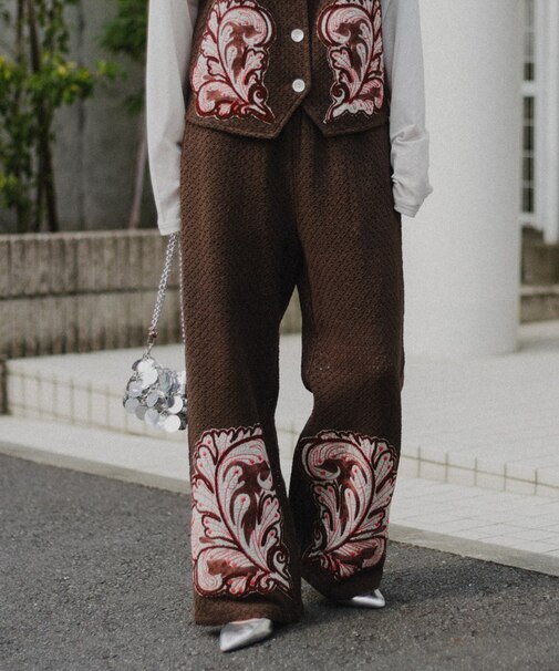 aguniパッチワーク刺繍パンツ