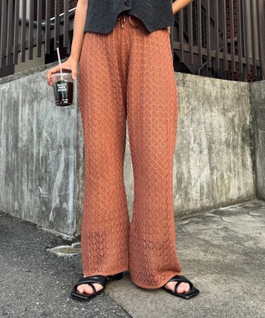 レース編みニットフレアパンツ