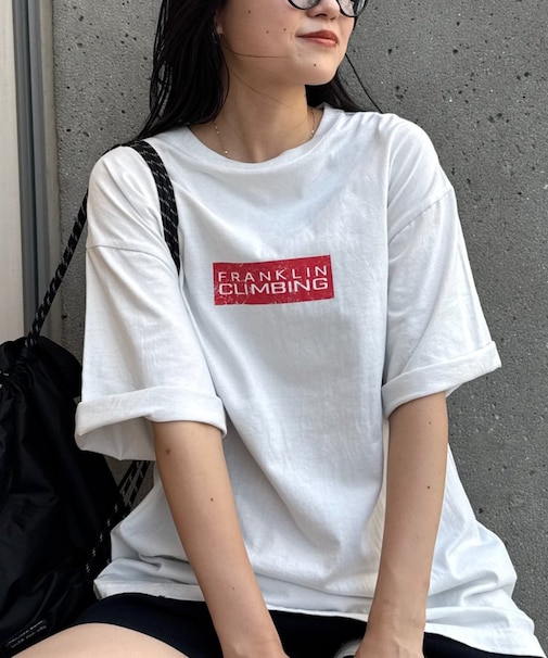 【Franklin Climbing】ユニセックスレッドロゴプリントTEE