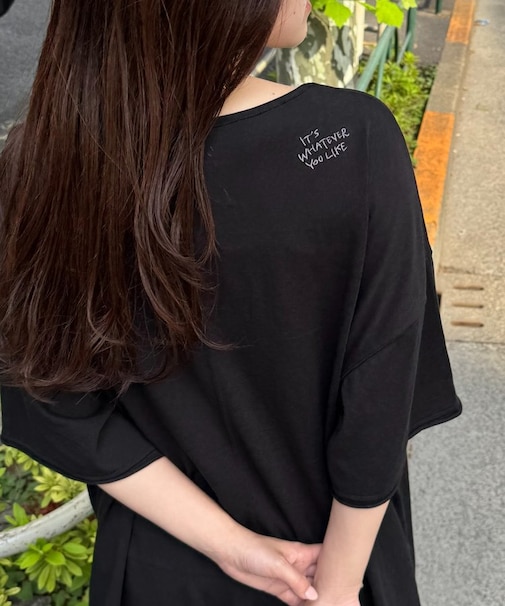 シアースラブワンポイント刺繍オーバー半袖Tee