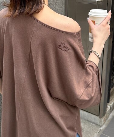 シアースラブワンポイント刺繍オーバー半袖Tee