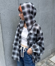 【冷房・日焼け対策に】体型カバーも叶うフード付きシアーシャツ