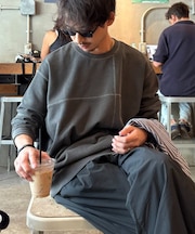 【ロングシーズン着回し】【ユニセックス】ヴィンテージ切り替えスウェット