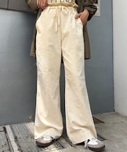 【スタイルアップ】紐ベルト付きベロアフレアパンツ