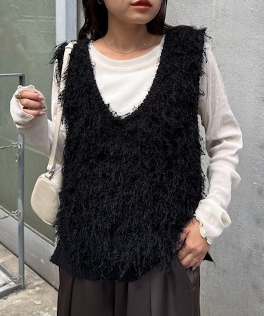 Vネックループフリンジベスト