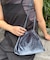 カラビナ付きベロアスタッズ巾着BAG